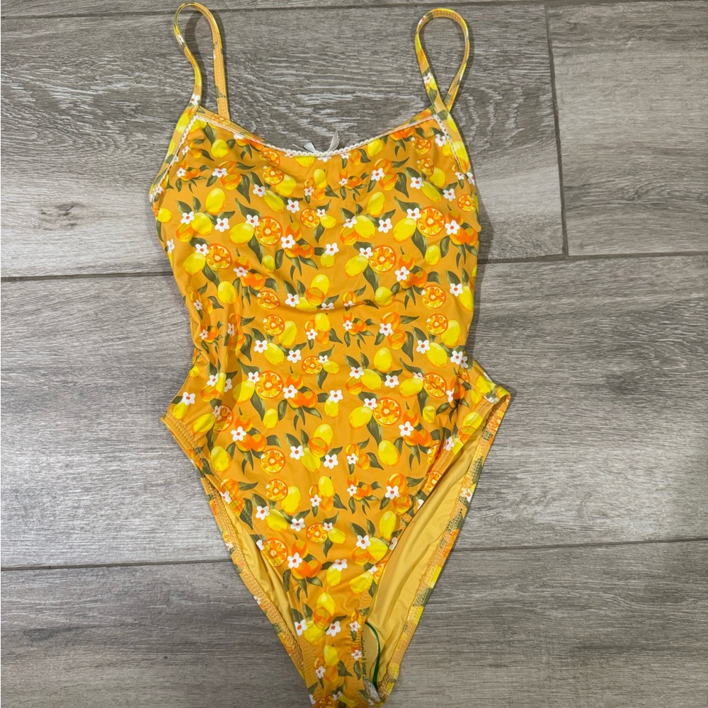 Dippin’ Daisy’s Women’s Positano Lemon One Piece Swimsuit